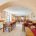 D'aranc Szálloda 3*