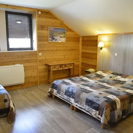 Logis L'auberge D'aranc Szálloda Aranc