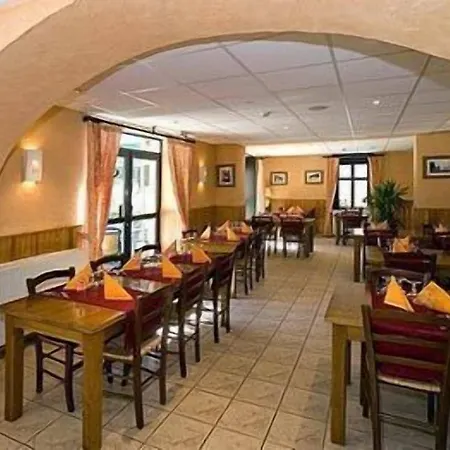 Szálloda Logis L'auberge D'aranc 3*