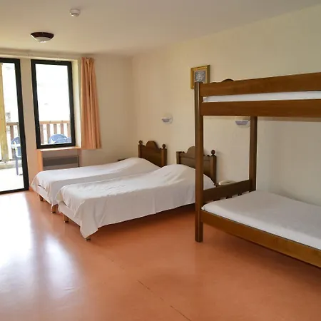 Logis L'auberge D'aranc Hotel