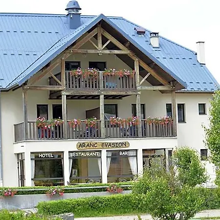 Szálloda Logis L'auberge D'aranc Aranc