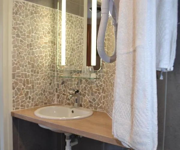 D'aranc Hotell 3*